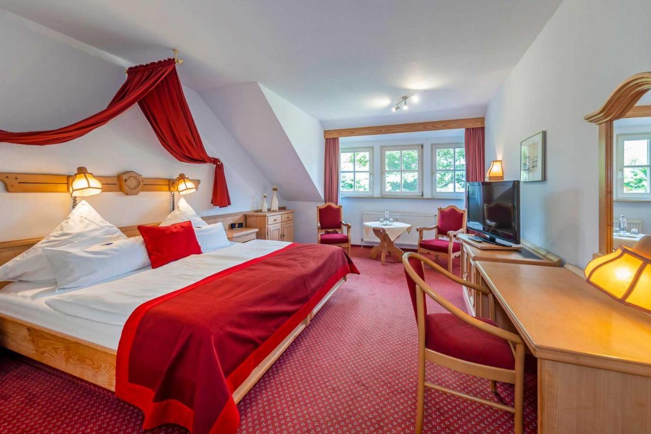 Hotel Landhaus Steinfeld Greetsiel Ngoại thất bức ảnh